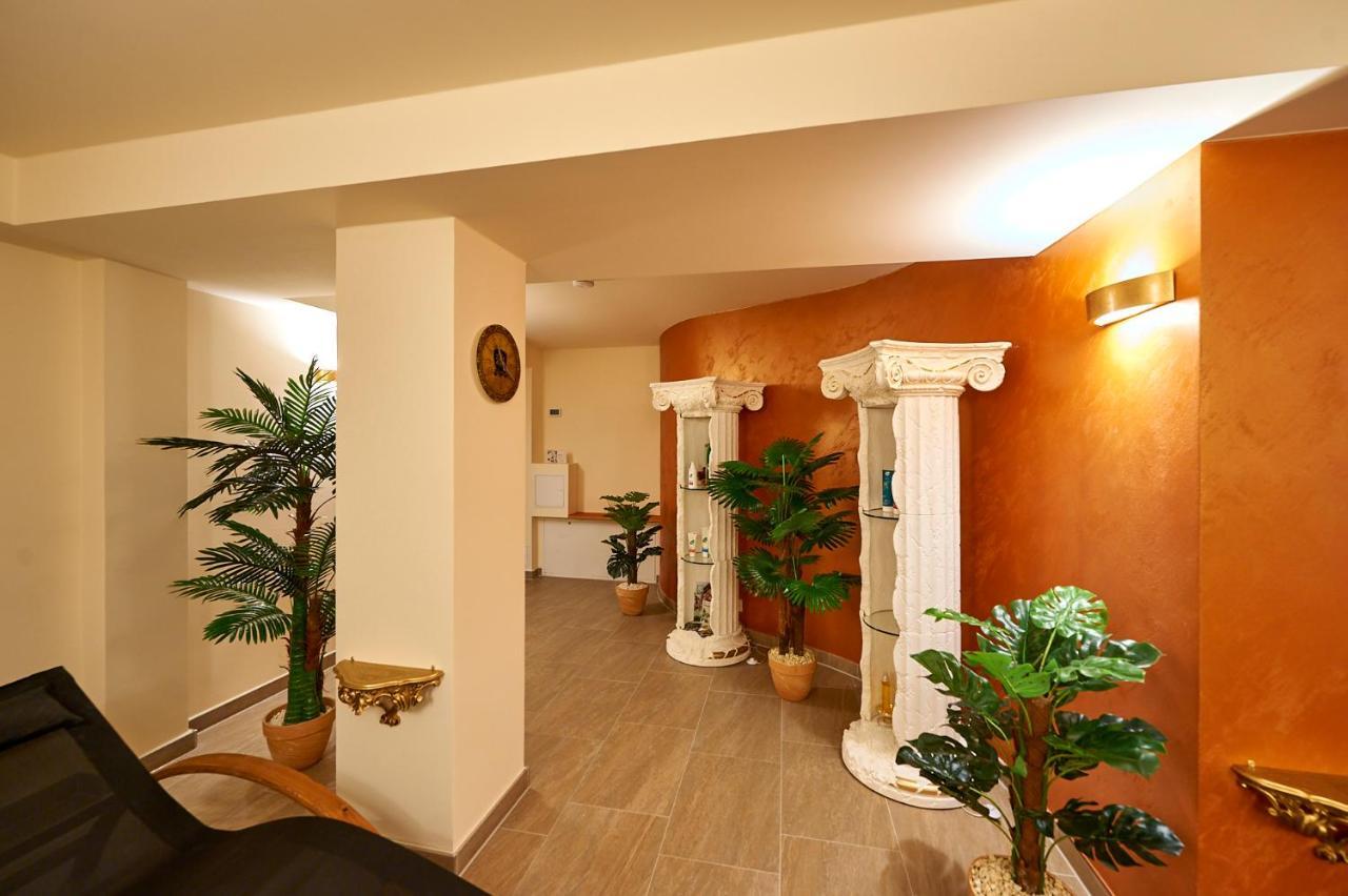 רוסטוק Hotel Belvedere מראה חיצוני תמונה