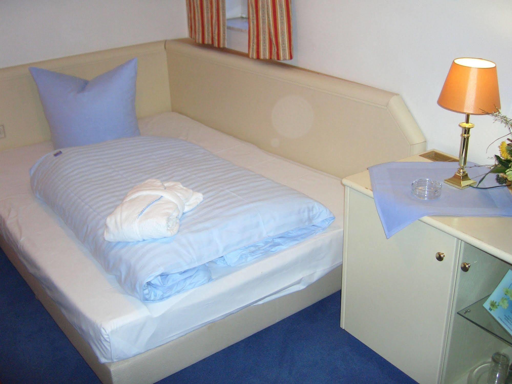 רוסטוק Hotel Belvedere מראה חיצוני תמונה