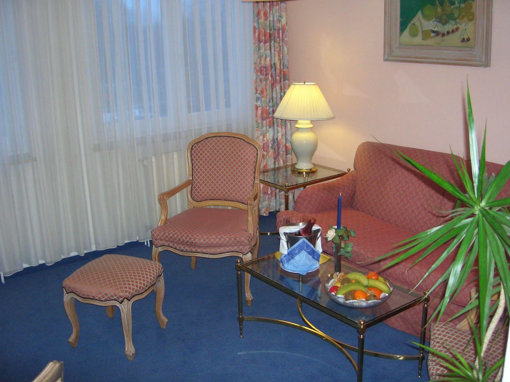 רוסטוק Hotel Belvedere מראה חיצוני תמונה