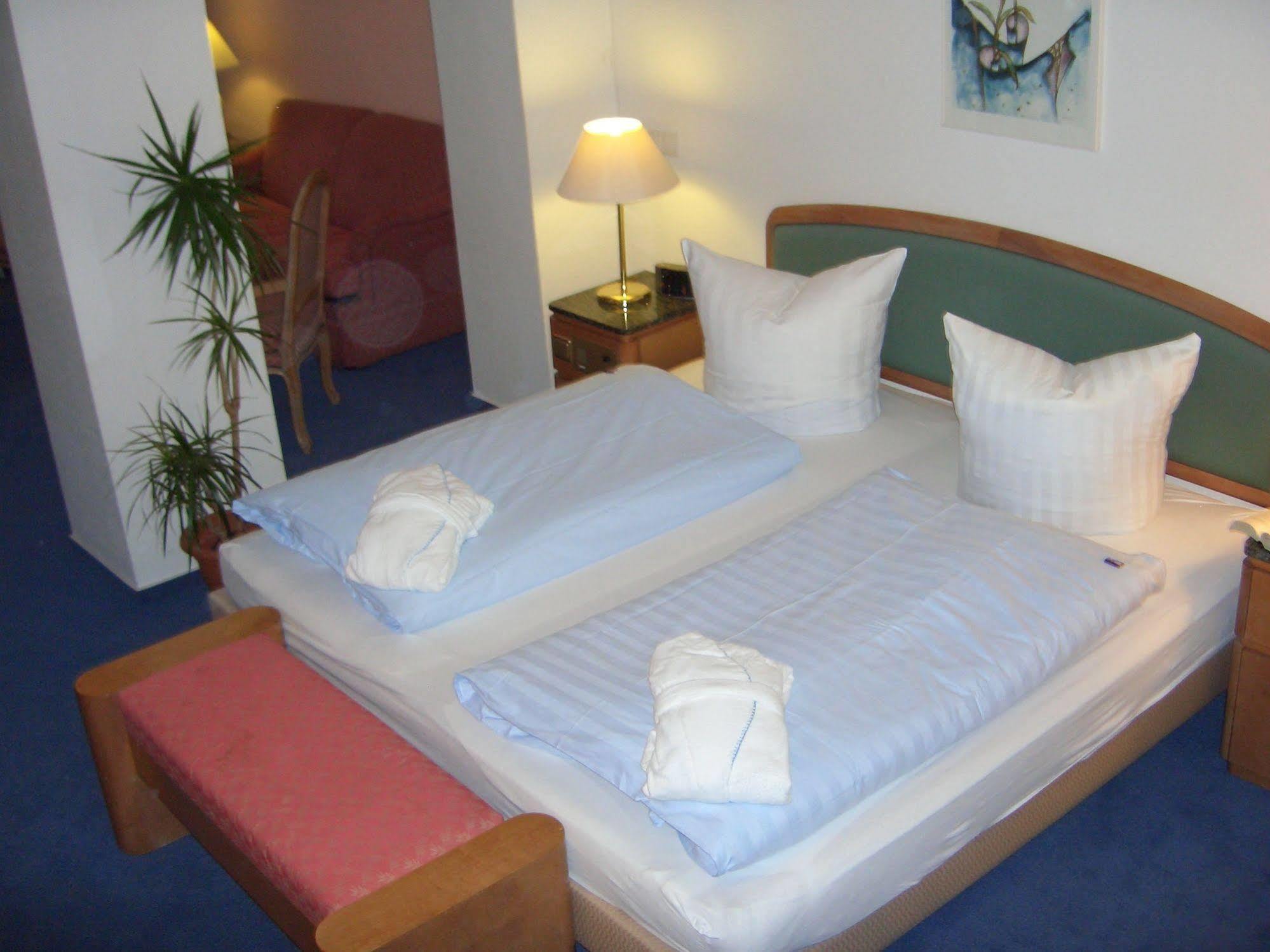 רוסטוק Hotel Belvedere מראה חיצוני תמונה