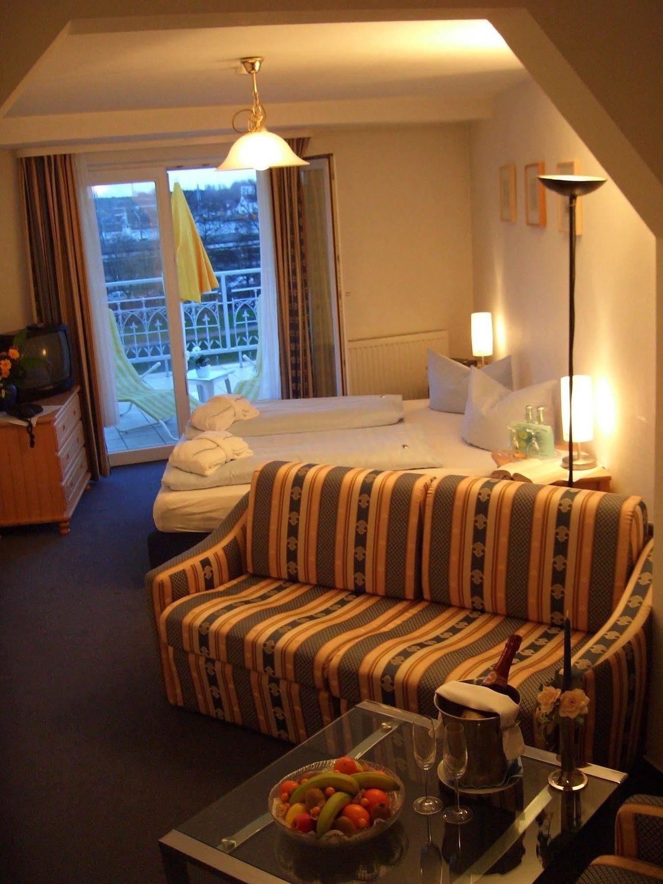רוסטוק Hotel Belvedere מראה חיצוני תמונה