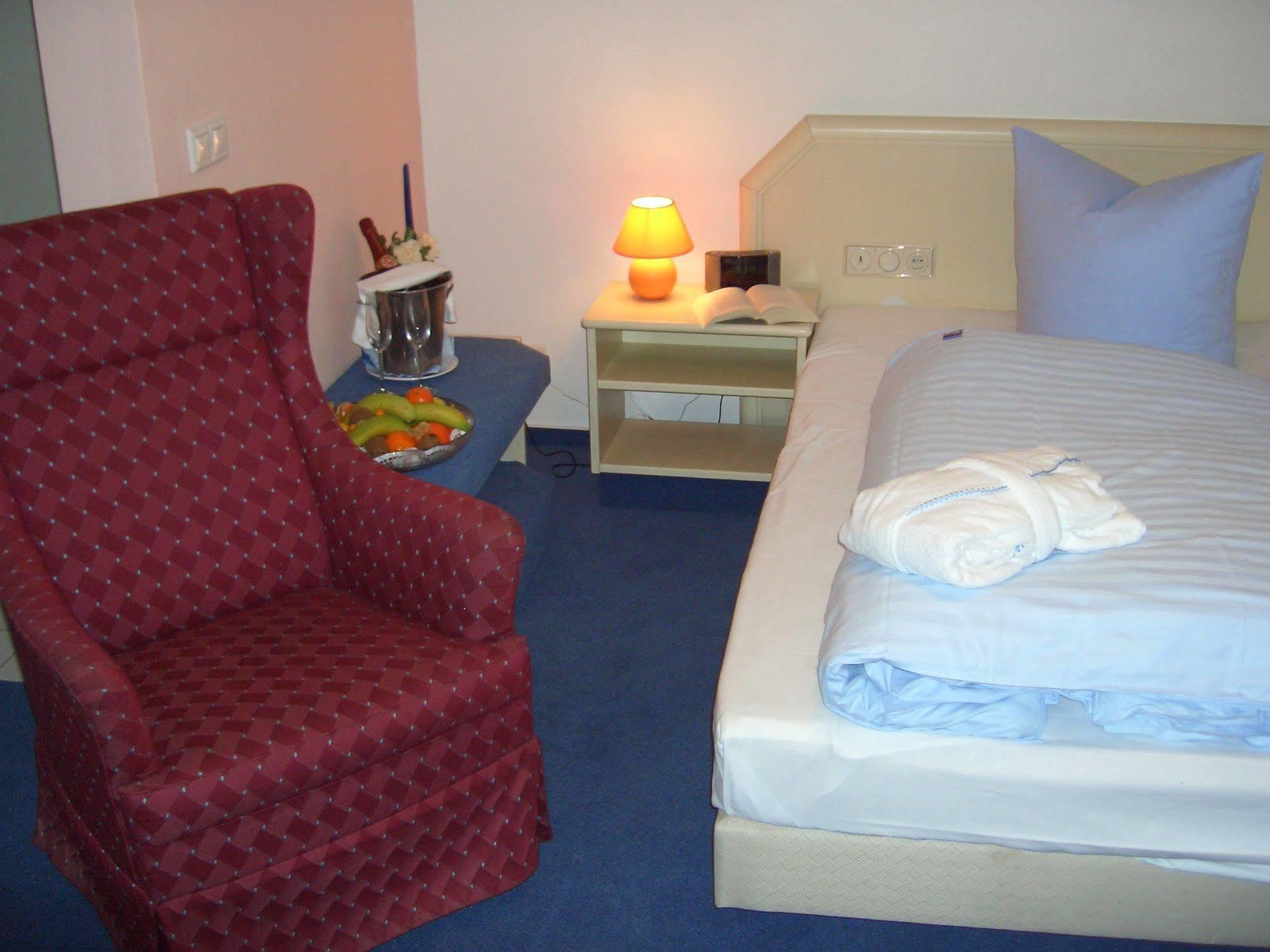 רוסטוק Hotel Belvedere מראה חיצוני תמונה