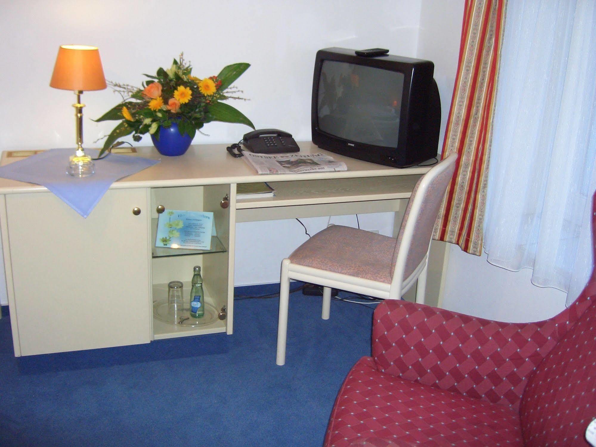 רוסטוק Hotel Belvedere מראה חיצוני תמונה