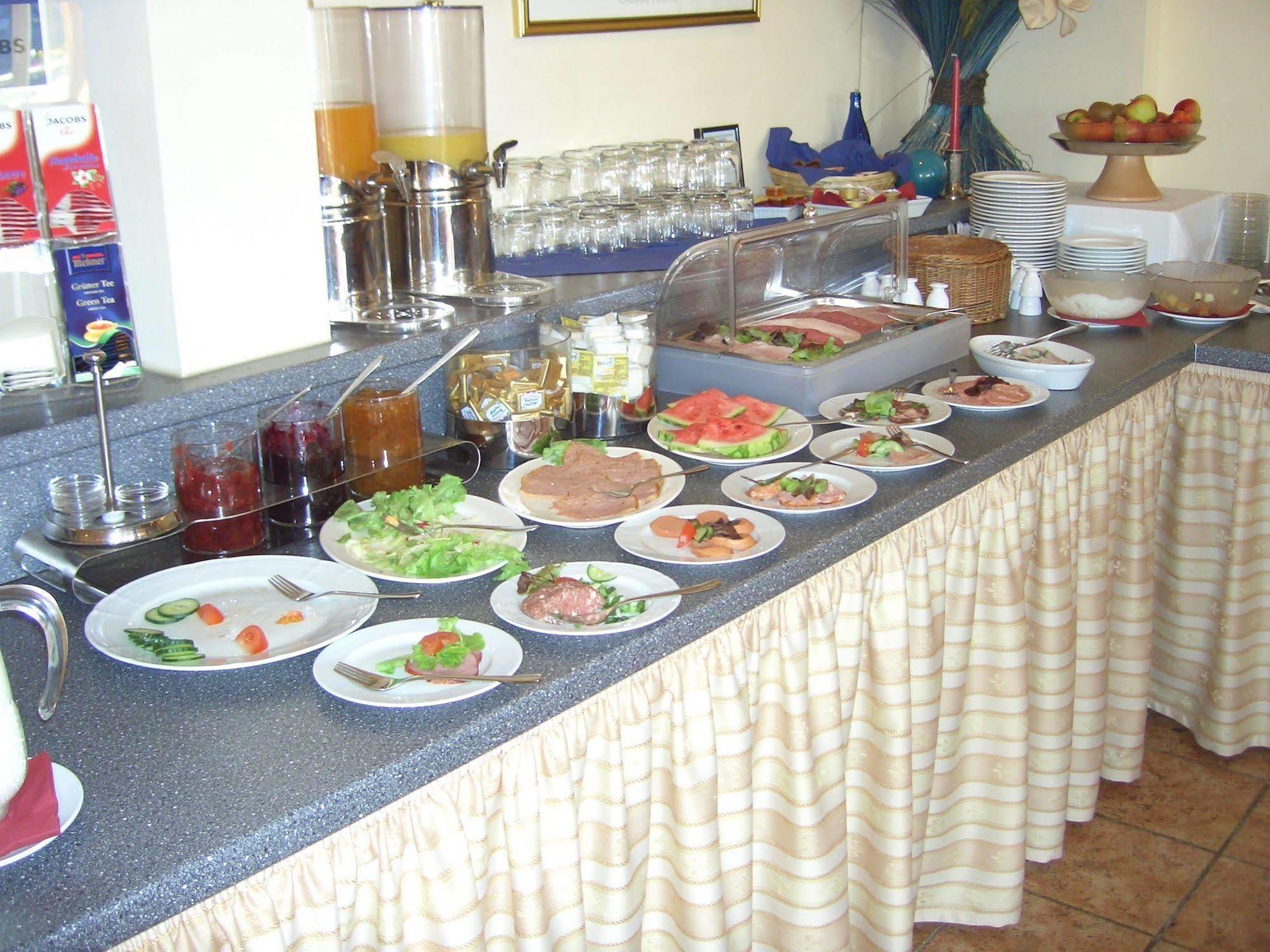 רוסטוק Hotel Belvedere מראה חיצוני תמונה